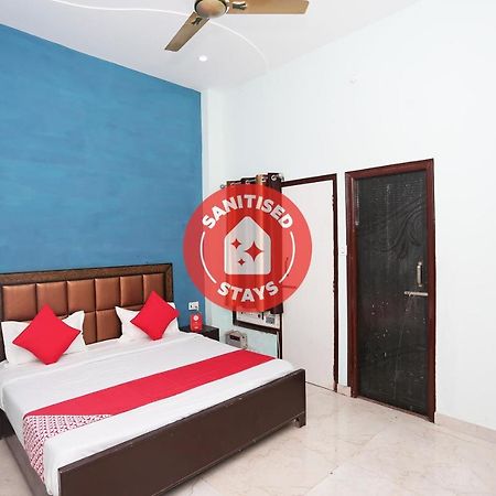 Chhata Oyo 29517 Hotel Barsana Palace מראה חיצוני תמונה